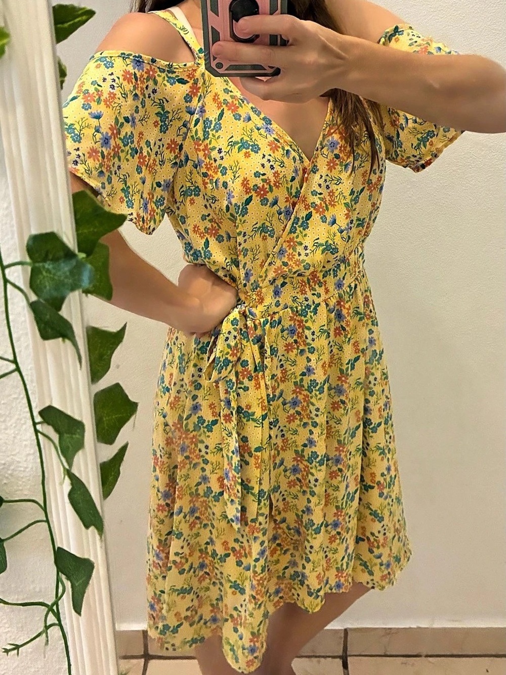 SHEIN Floral Mini Dress in Yellow & Blue Size Medium Like New
